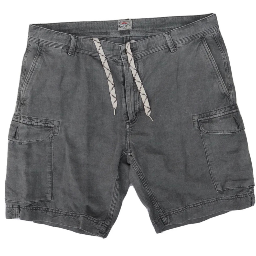 Faherty 9” cargo shorts vintage look gray size 34 New Without tags.